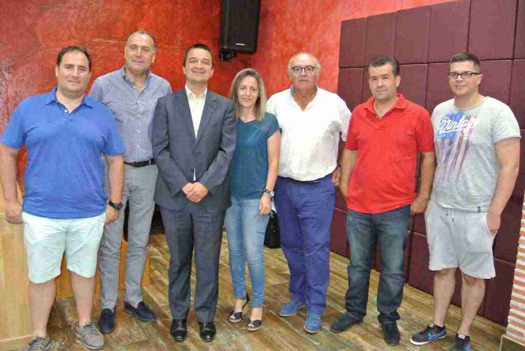 El Gobierno de Castilla-La Mancha favorecerá proyectos concretos de jóvenes agricultores y mejora de porcino intensivo para el suministro de Incarlopsa