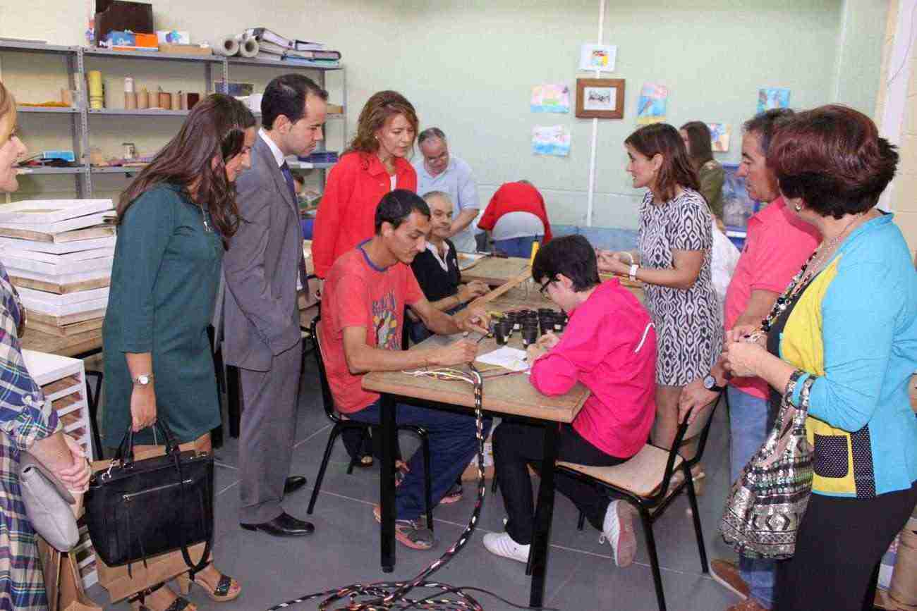 visita-al-centro-ocupacional-el-picazuelo-en-herencia-1