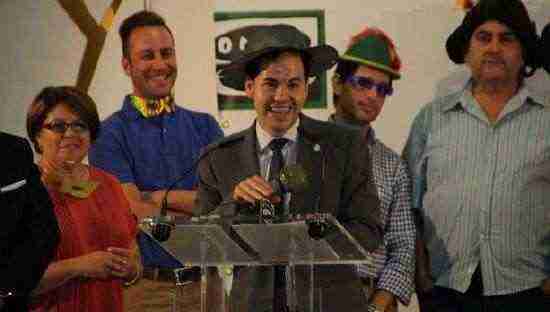 Sergio García-Navas recoge el premio "Corazón de La Mancha" al Carnaval de Herencia