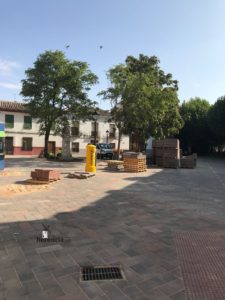 obras avenida y plaza cervantes en herencia fotos dcarrero herencia net 19 225x300 - La nueva Plaza Cervantes de Herencia pronto finalizará sus obras