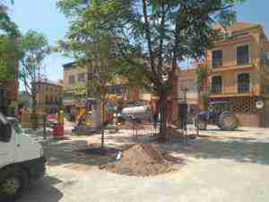 nueva plaza cervantes herencia ciudad real 2 300x225 - La nueva Plaza Cervantes de Herencia pronto finalizará sus obras