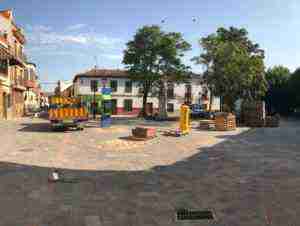 obras avenida y plaza cervantes en herencia fotos dcarrero herencia net 18 300x226 - La nueva Plaza Cervantes de Herencia pronto finalizará sus obras