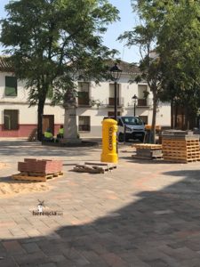 obras avenida y plaza cervantes en herencia fotos dcarrero herencia net 17 225x300 - La nueva Plaza Cervantes de Herencia pronto finalizará sus obras