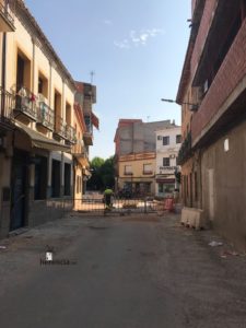 obras avenida y plaza cervantes en herencia fotos dcarrero herencia net 8 225x300 - La nueva Plaza Cervantes de Herencia pronto finalizará sus obras