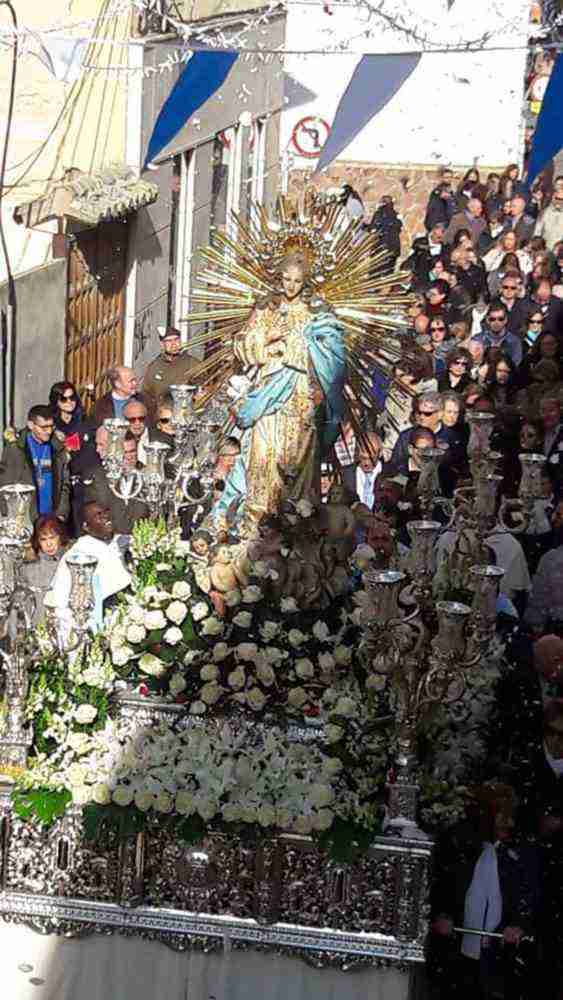 dia de inmaculada concepcion patrona herencia 18 563x1000 - Fotografías de la procesión del día dedicado a María Inmaculada en Herencia