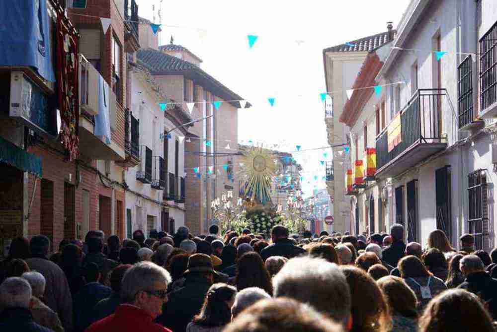 dia de inmaculada concepcion patrona herencia 15 1000x669 - Fotografías de la procesión del día dedicado a María Inmaculada en Herencia