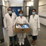 Entrega de material sanitario entregado por Ánthropos en el Centro de Salud de Herencia