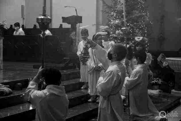 Galería fotográfica del belén viviente y misa de vigilia de Navidad 26