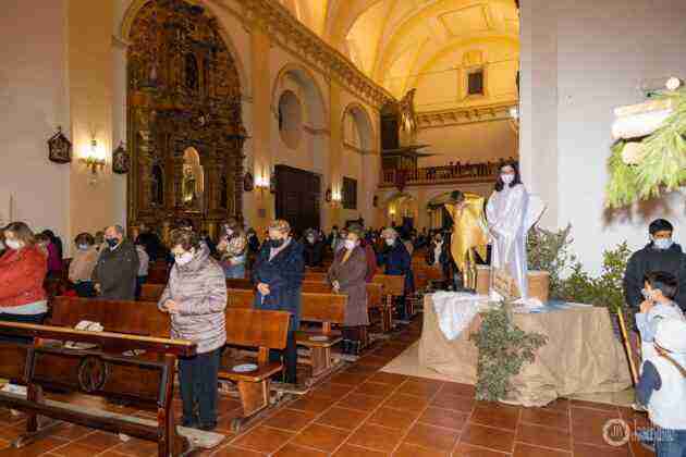 Galería fotográfica del belén viviente y misa de vigilia de Navidad 21