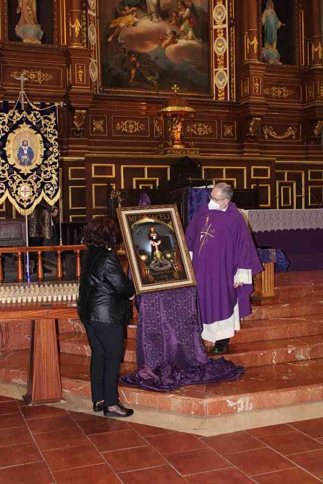 La hermandad de Jesús de Medinaceli presenta el cartel de su estación de penitencia 8