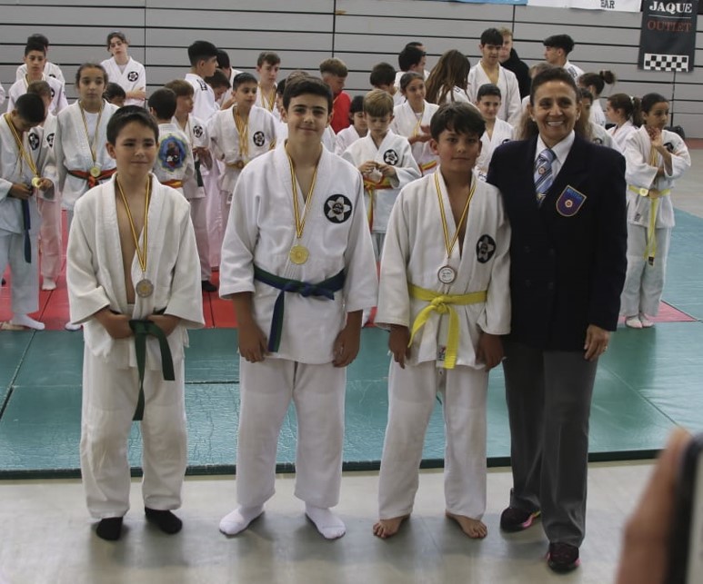Un total de 34 medallas consigue la escuela deportiva municipal de jiu jitsu en el campeonato autonómico del fin de semana