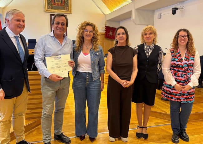 El Ayuntamiento de Ciudad Real entrega los premios de los concursos de Semana Santa y de las Cruces de Mayo