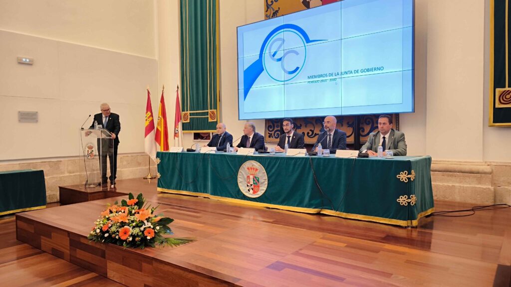 Cañizares respalda la nueva etapa del Colegio de Enfermería