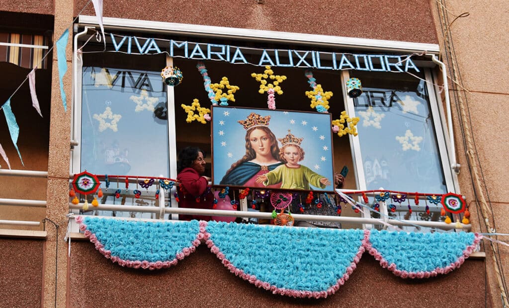 Convocado el II concurso de balcones y escaparates de la fiesta de María Auxiliadora