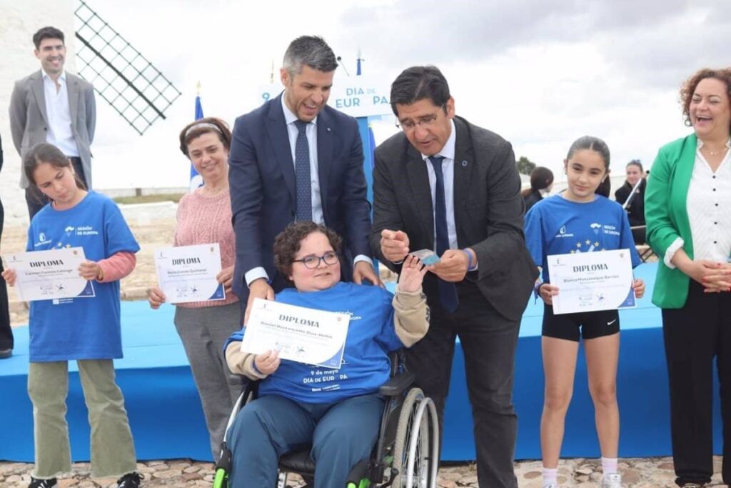 Gobierno de C-LM Rinde Homenaje al Ciudadrealeño Manuel Marín por el 40 Aniversario de la Adhesión de España a la UE