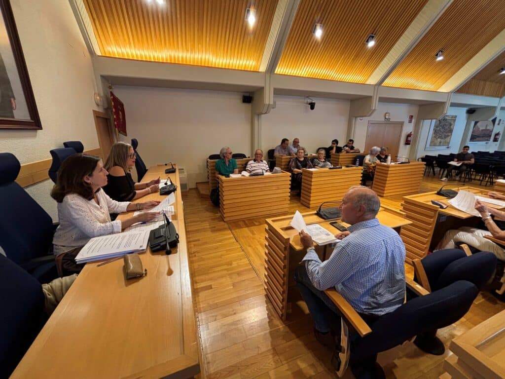 El Foro del Mayor conoce las novedades y propuestas de la programación para los próximos meses