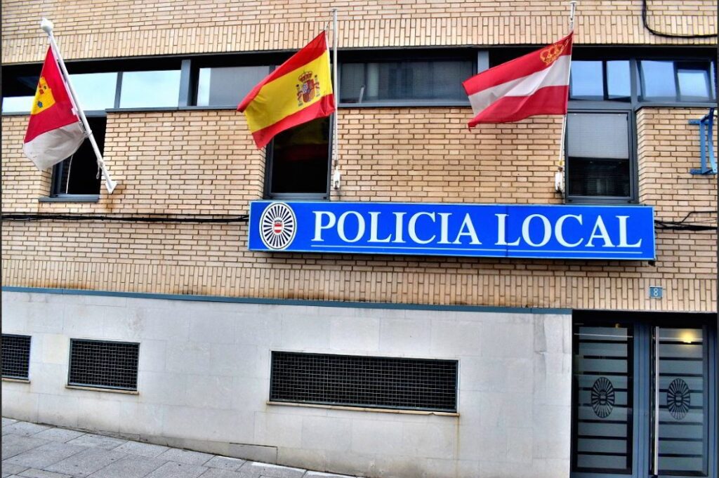 La policía local de Puertollano detiene al presunto autor de la quema de contenedores