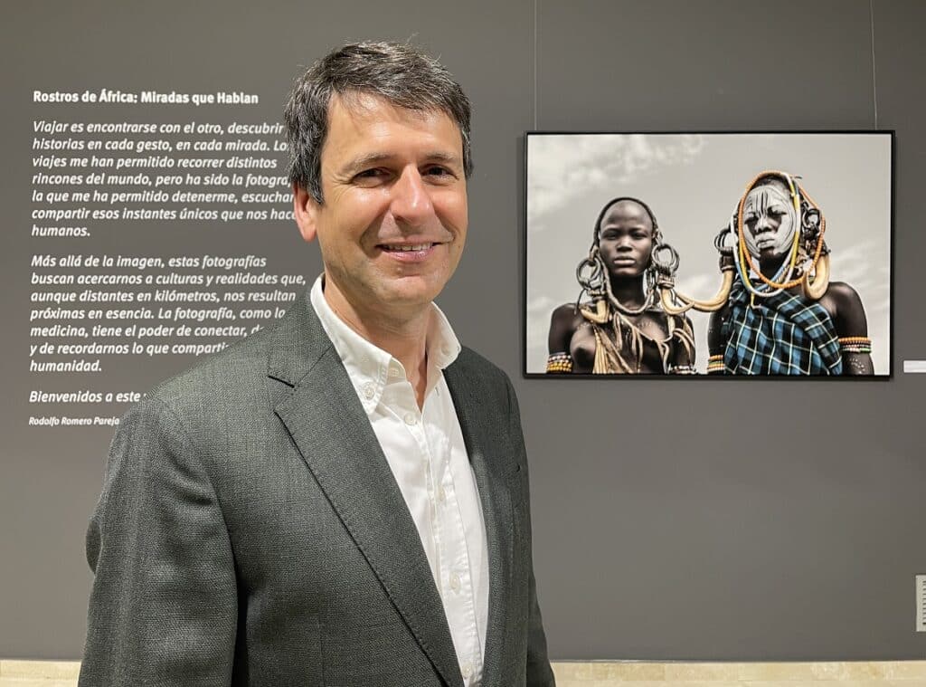 Las miradas africanas de Rodolfo Pareja en una exposición fotográfica en el Museo Cristina García Rodero
