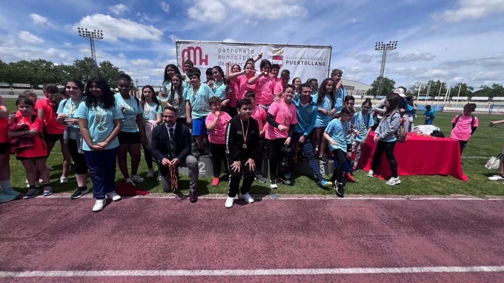 Las primeras medallas llegan a las miniolimpiadas en las pruebas de atletismo y béisbol