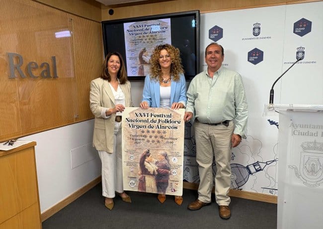 El XXVI Festival Folclórico Virgen de Alarcos volverá a llenar de música, color y tradición la Plaza Mayor de Ciudad Real