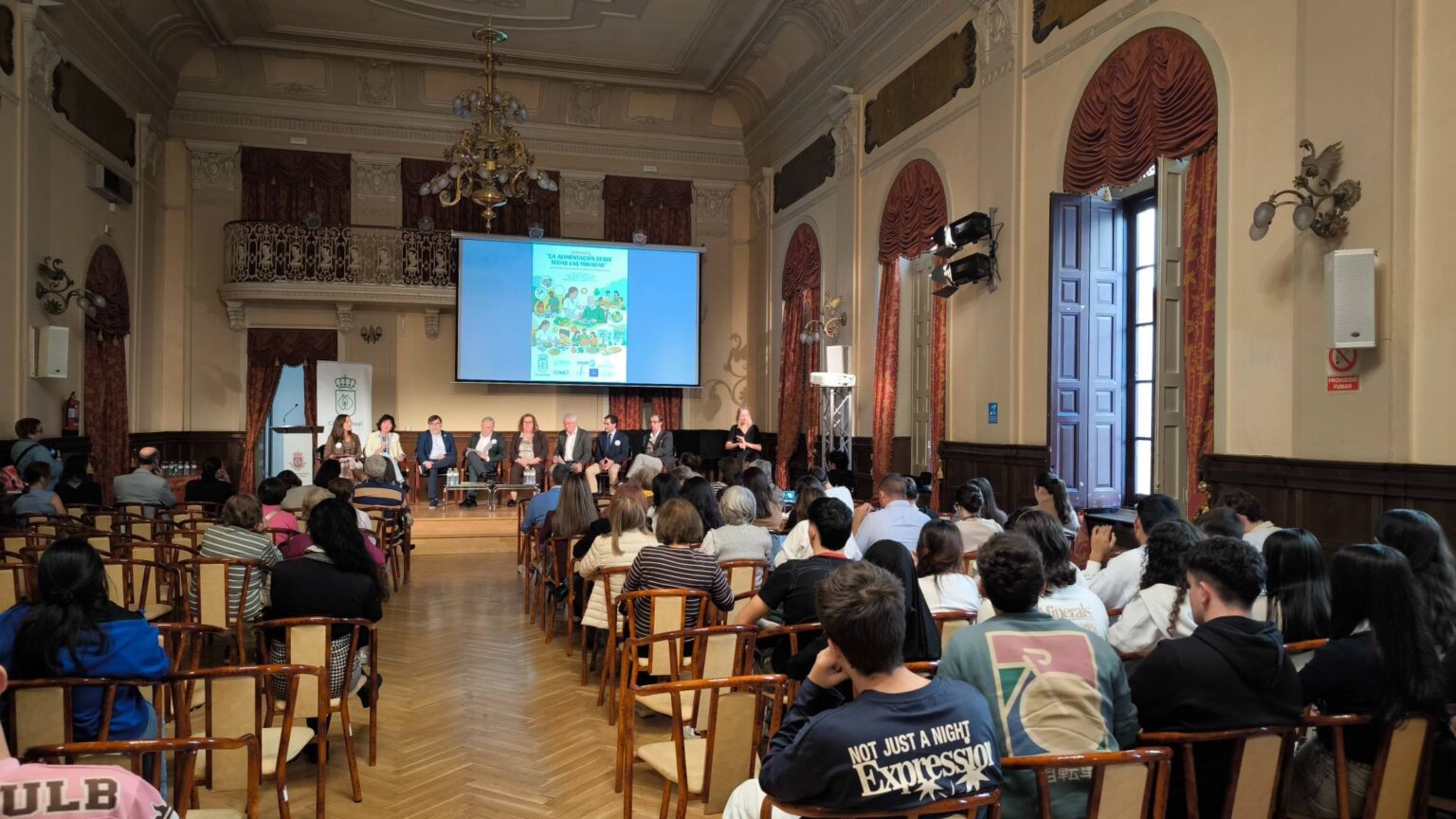 La Mesa Municipal de Salud Comunitaria celebra la jornada “La alimentación desde todas las miradas”