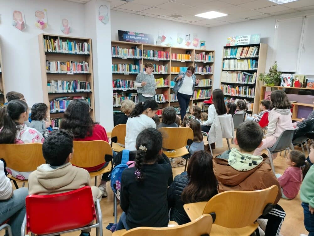 «Cuentos con pan y chocolate» vuelve a la Biblioteca de Herencia el viernes 23 de octubre
